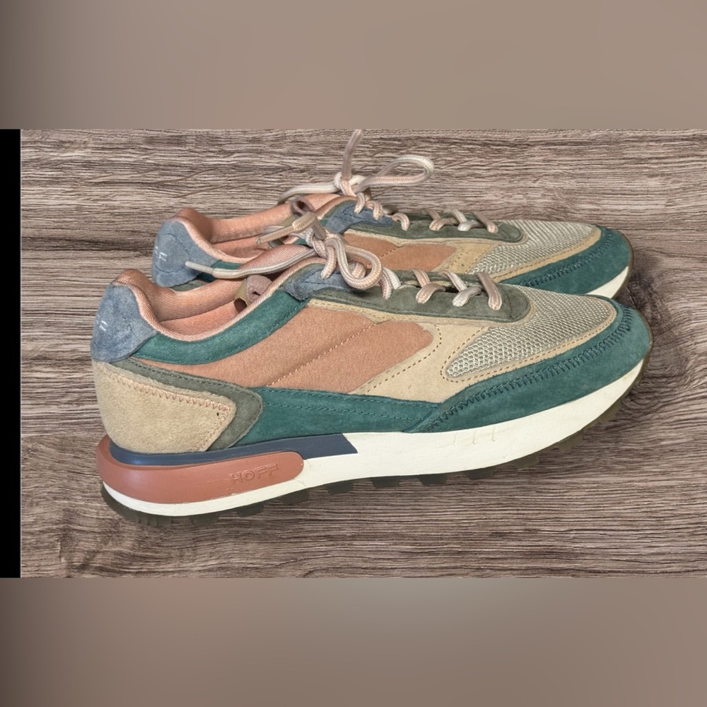 Like new! Women's Sneakers Hoff Java SZ 7.5
